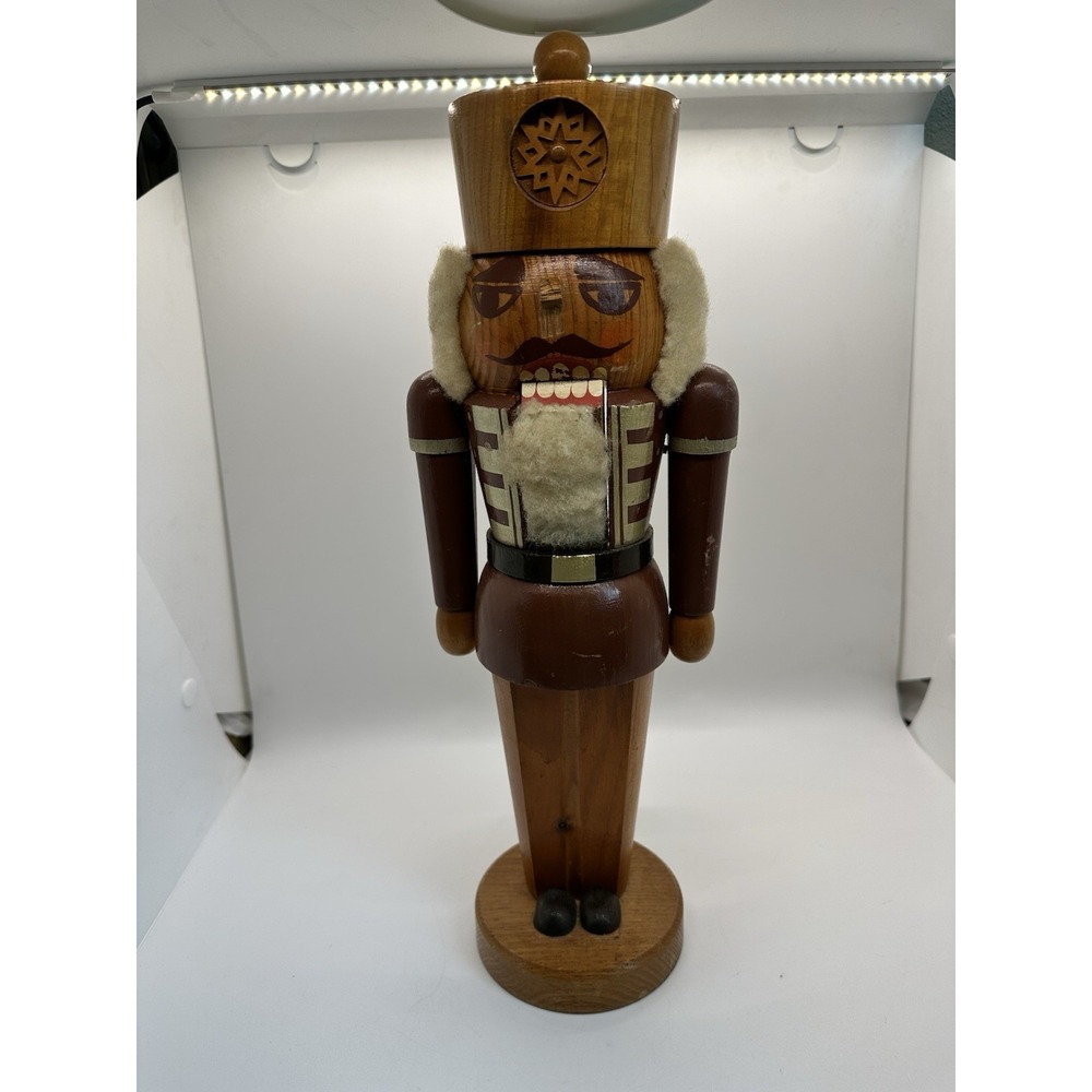 Expertic Erzgebirge Handmade Wooden Nutcracker 15 Inch Germany Vintage